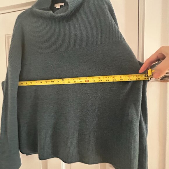 Garnet Hill Highline Cashmere Sweater - Size Lg - Picture 8 of 8